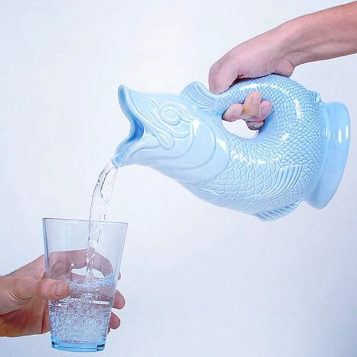 XL Gluggle Jug - pale blue